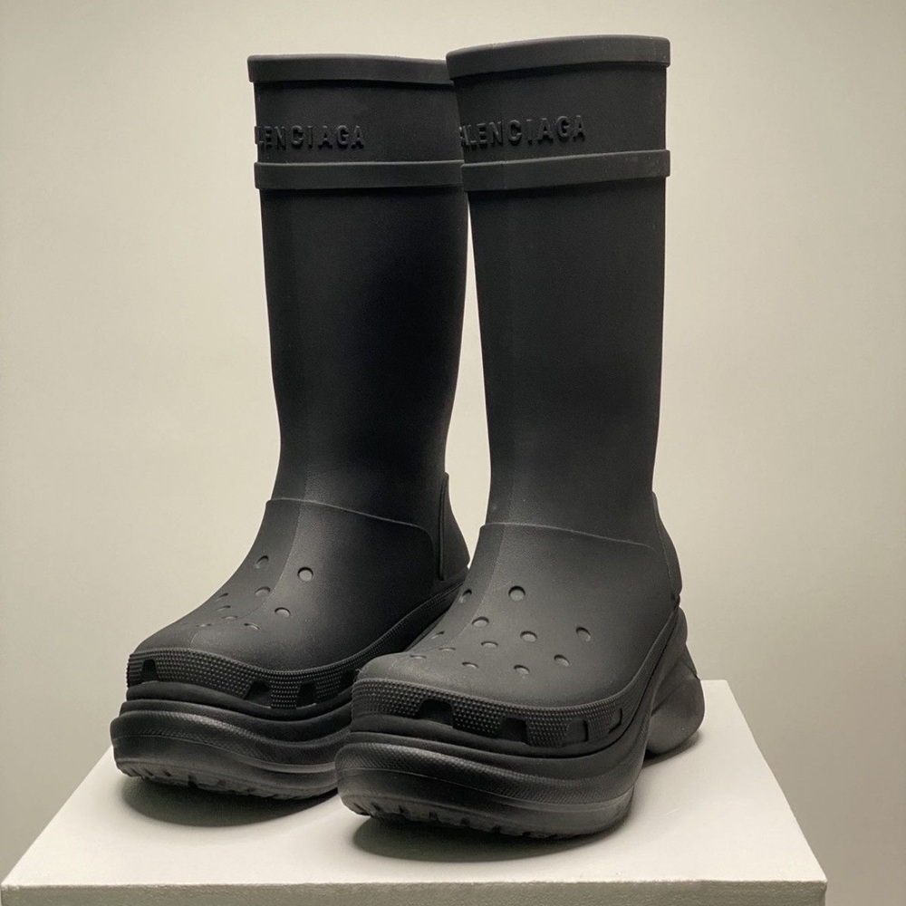 Balenciaga x Crocs Rubber Boots – Black, Size 42 EU - Fits like US Men’s 9 - Picture 5 of 6